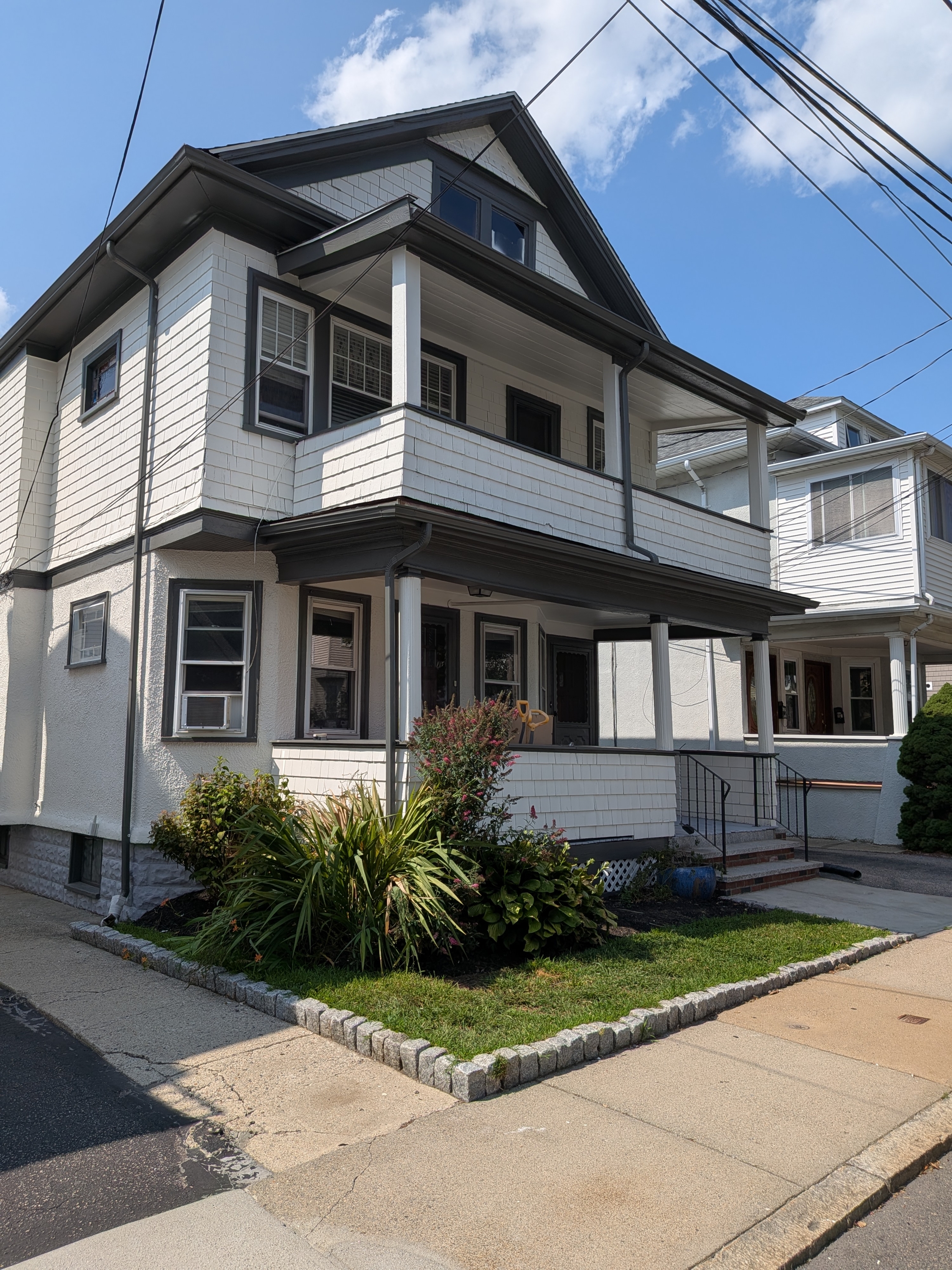 97-99 W Quincy Street #97